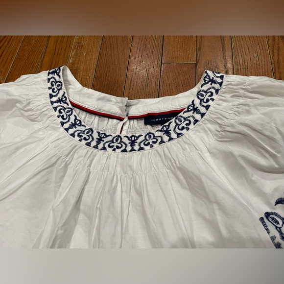 Tommy Hilfiger White and Blue Embroidered Blouse - Picture 5 of 13